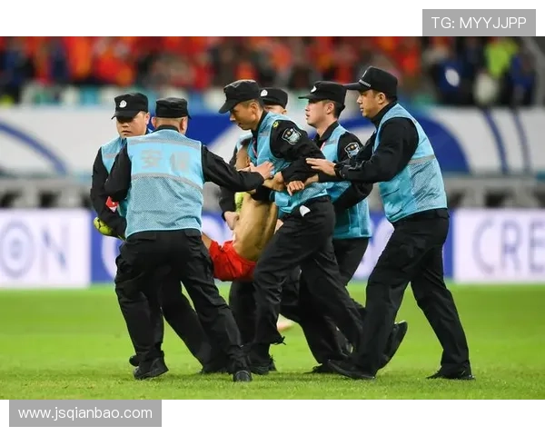 秘鲁队战术调整引发热议，球迷期待新策略提升国际赛场竞争力