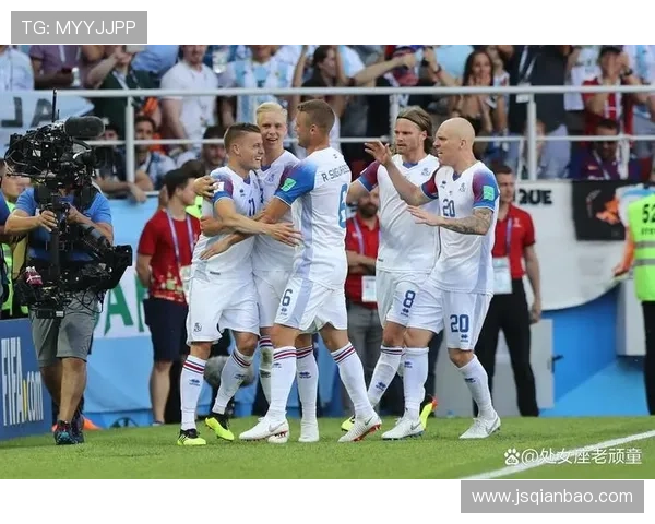 冰岛人口稀少却屡创足球奇迹 冰岛人口稀少却屡创足球奇迹