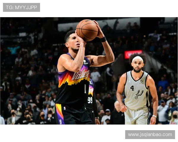 克里斯·理查兹近期表现稳健，防守端发挥稳定值得关注