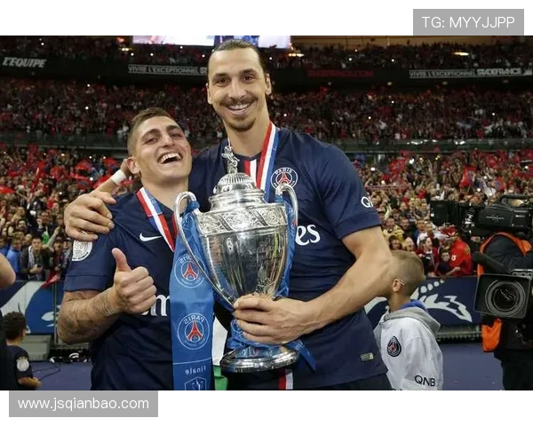 恩佐 vs 维拉蒂:控球能力与中场节奏掌控对比分析 恩佐 vs 维拉蒂:控球能力与中场节奏掌控对比分析